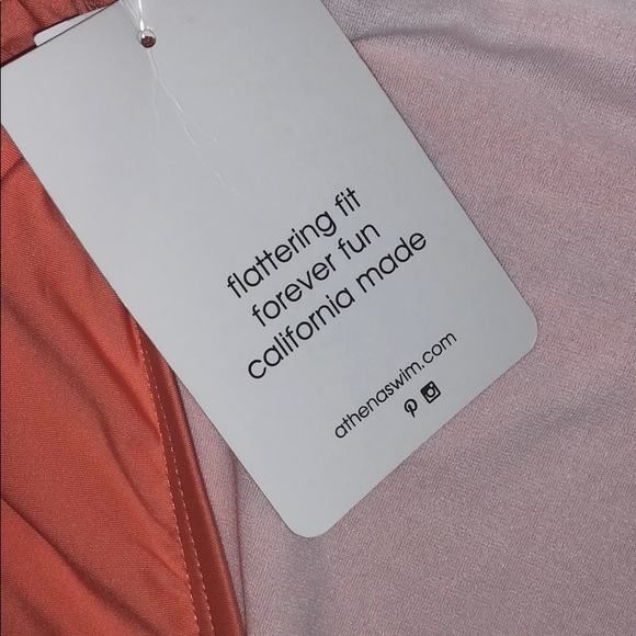 🔥 New Athena One Piece Swimsuit 🔥 - Picture 3 of 4